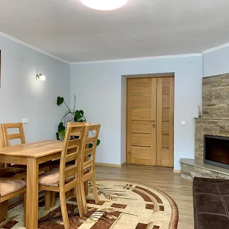 Underhills House Apartment Yaremche