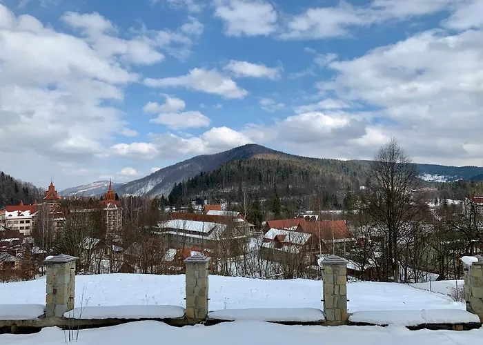 Underhills House Апартаменты Яремча