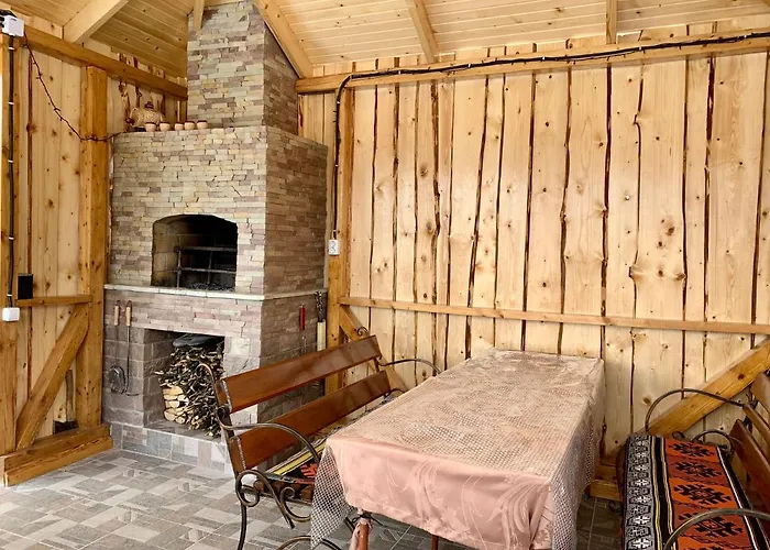 Underhills House Апартаменты Яремча