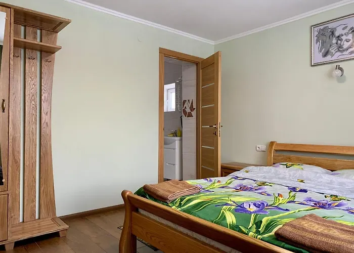 Апартаменты Underhills House Яремча