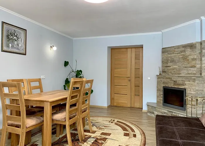Underhills House Апартаменты Яремча